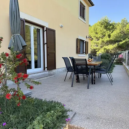 Villa Pineta Fazana Exterior photo