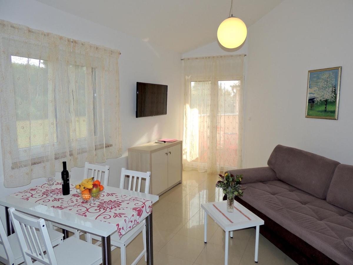 Apartment Pineta